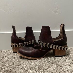 Freebird by Steven - Blade